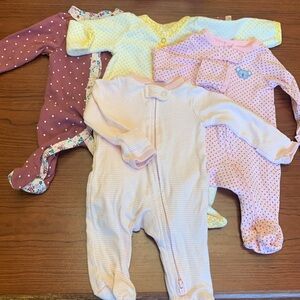 Carter’s footsie bundle (4)